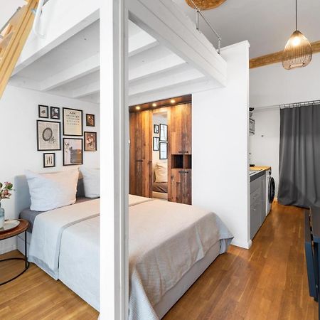 The Koburger Vh, Studio For Up To 4 With High Bed Берлін Екстер'єр фото
